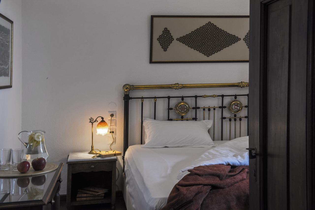 Arxontiko Mytilineou - Skretaion Bed and Breakfast Neochori  Buitenkant foto