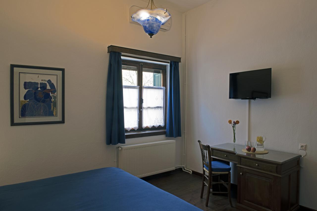 Arxontiko Mytilineou - Skretaion Bed and Breakfast Neochori  Buitenkant foto