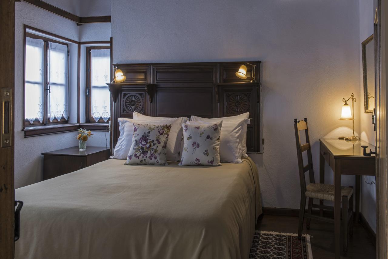 Arxontiko Mytilineou - Skretaion Bed and Breakfast Neochori  Buitenkant foto
